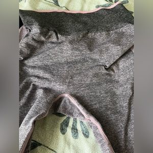 Victoria secret leggings